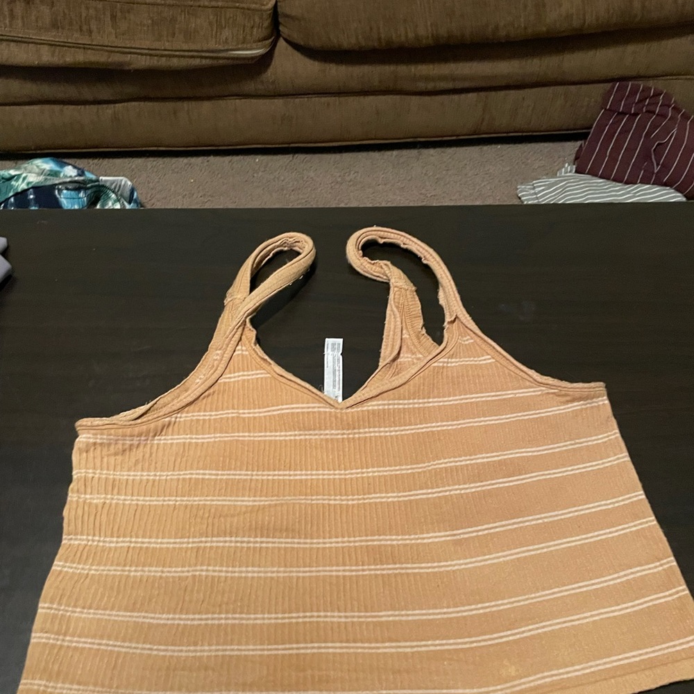 Xl crop shirt